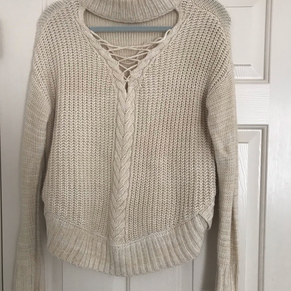 Cream colored Long-sleeve Sweater - Picture 2 of 5